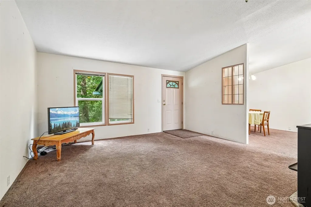 5160 Blacktail Lane Langley WA 98260
