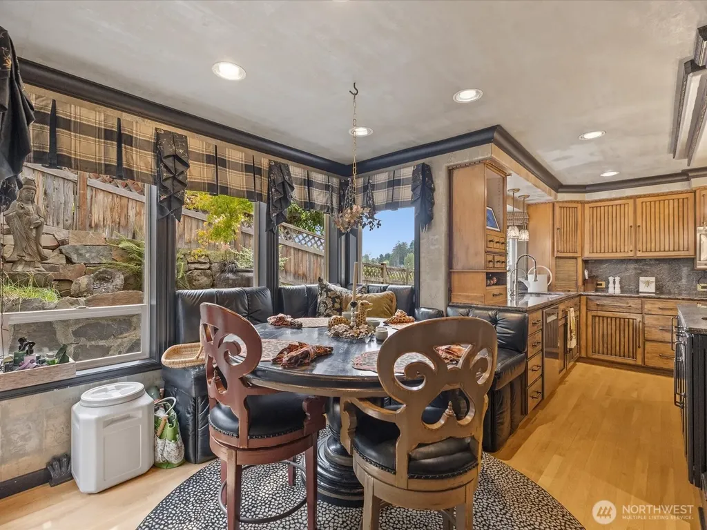 1504 E Lakeshore Drive Lake Stevens WA 98258