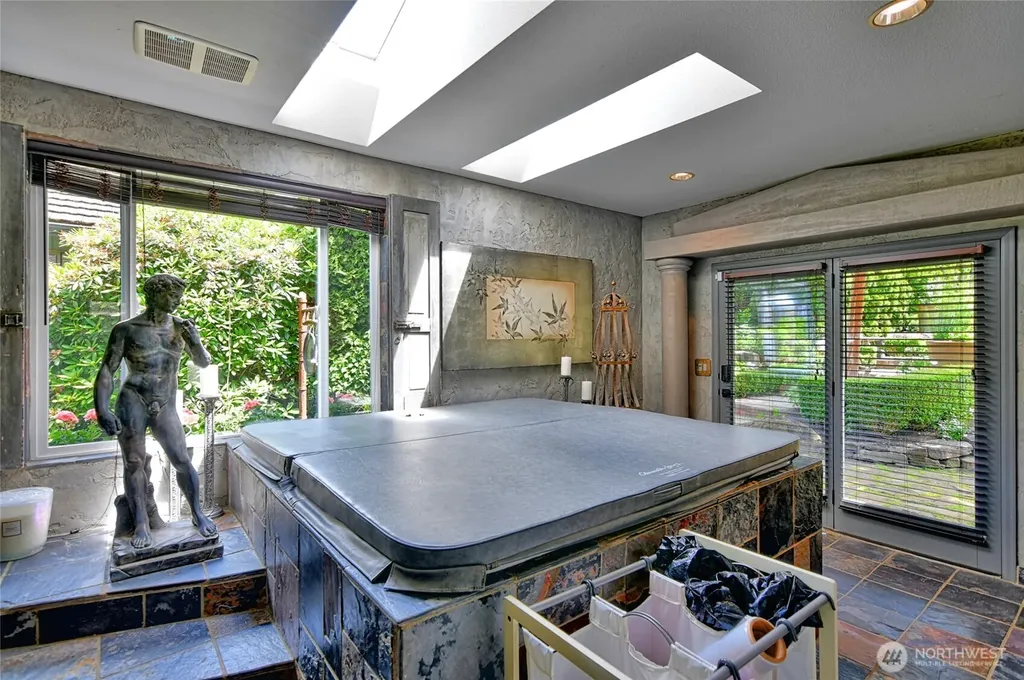 1504 E Lakeshore Drive Lake Stevens WA 98258