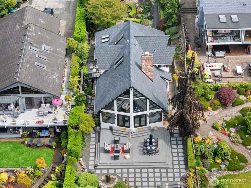 1504 E Lakeshore Drive Lake Stevens WA 98258