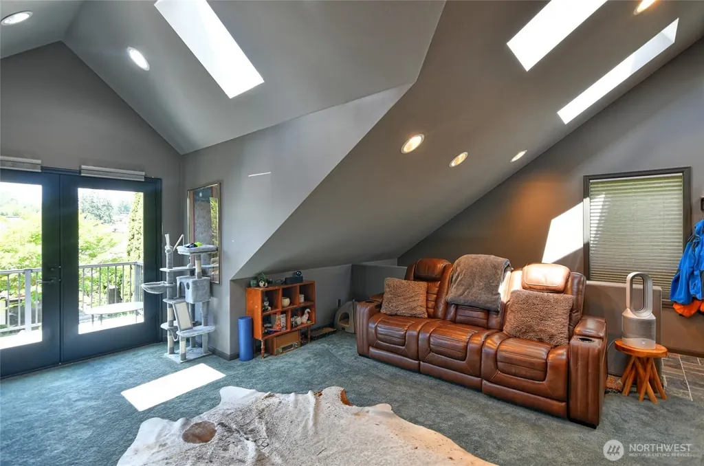 1504 E Lakeshore Drive Lake Stevens WA 98258