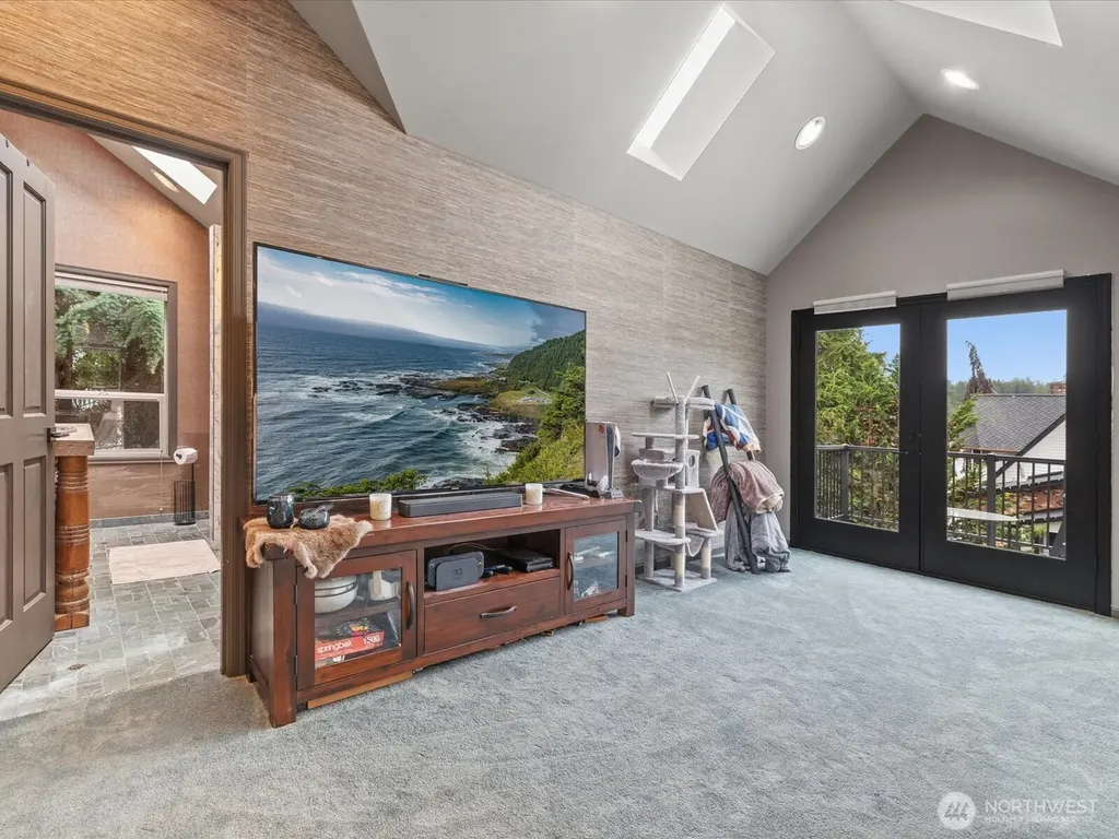 1504 E Lakeshore Drive Lake Stevens WA 98258