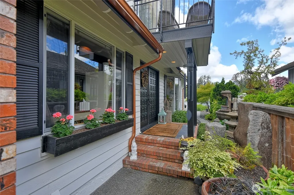 1504 E Lakeshore Drive Lake Stevens WA 98258