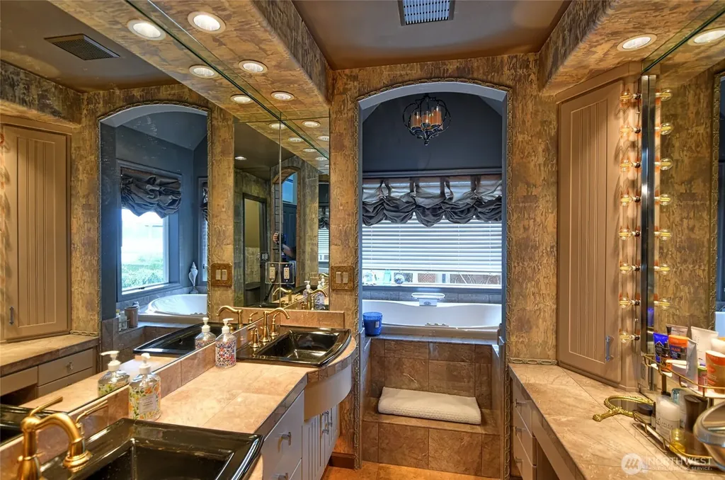 1504 E Lakeshore Drive Lake Stevens WA 98258