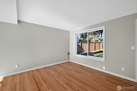 12228 Dayton Avenue N Seattle WA 98133
