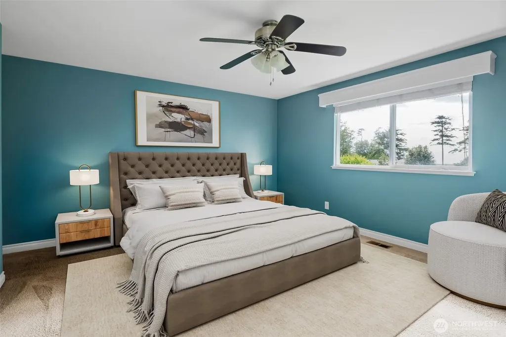 1433 Martha Way Oak Harbor WA 98277
