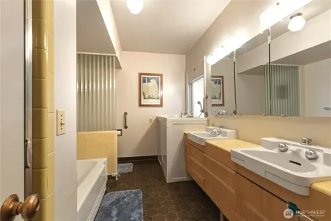 2106 Barge Street Yakima WA 98902