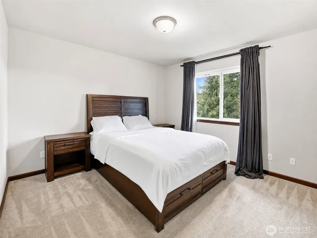 21002 61st Avenue W Lynnwood WA 98036