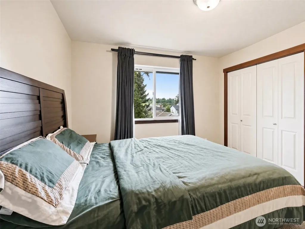 21002 61st Avenue W Lynnwood WA 98036