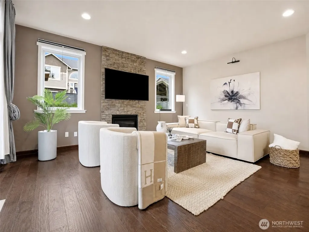 21002 61st Avenue W Lynnwood WA 98036