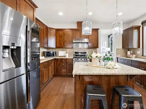 21002 61st Avenue W Lynnwood WA 98036
