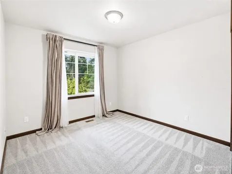 21002 61st Avenue W Lynnwood WA 98036