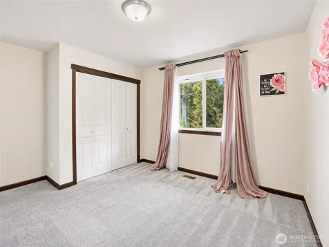 21002 61st Avenue W Lynnwood WA 98036