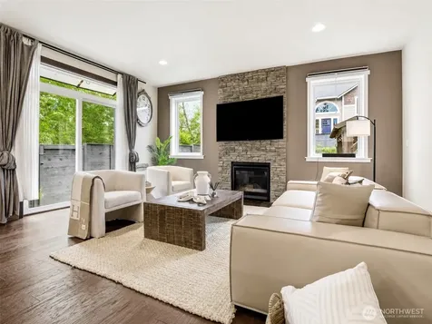 21002 61st Avenue W Lynnwood WA 98036