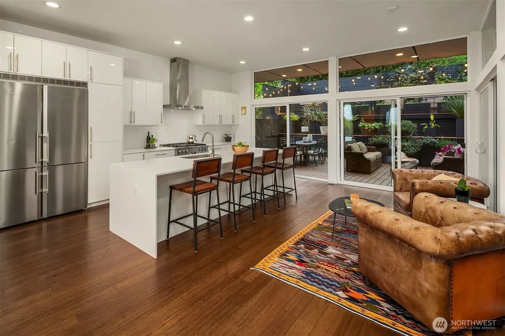 431 26th Avenue E Seattle WA 98112
