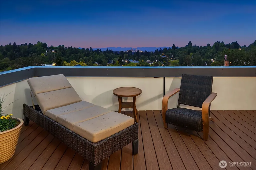 431 26th Avenue E Seattle WA 98112