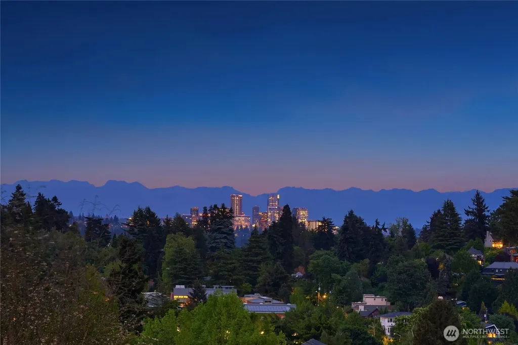 431 26th Avenue E Seattle WA 98112