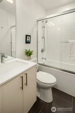 431 26th Avenue E Seattle WA 98112
