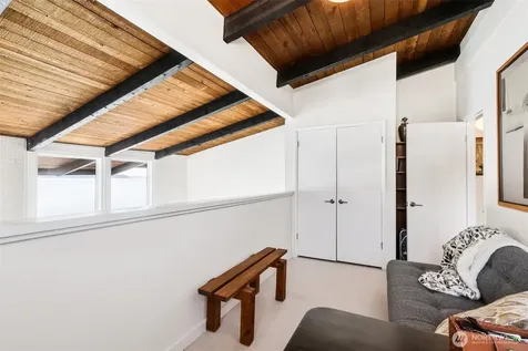 3717 Beach Drive SW Seattle WA 98106