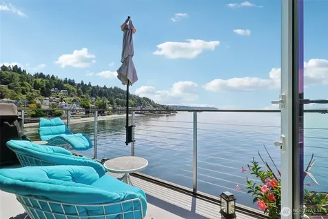 3717 Beach Drive SW Seattle WA 98106