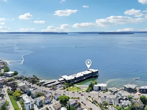 3717 Beach Drive SW Seattle WA 98106