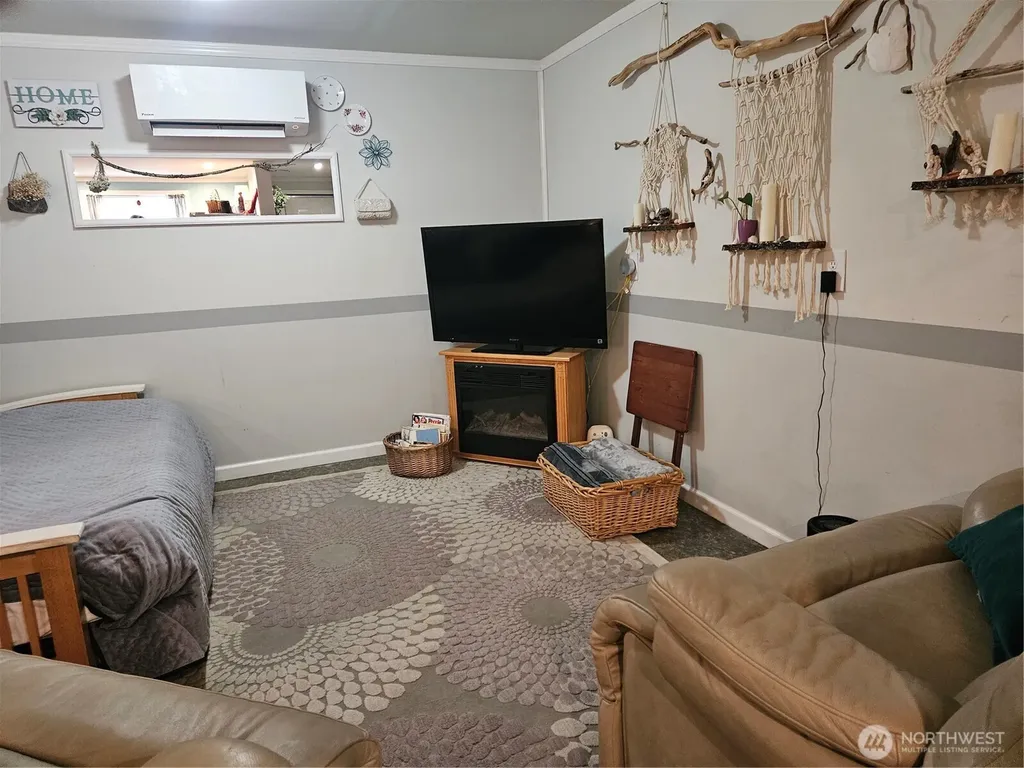 11 N Hamma Hamma Drive W Hoodsport WA 98548