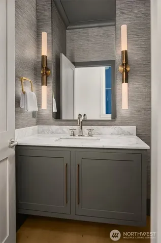1031 Mcgilvra Blvd East Seattle WA 98112