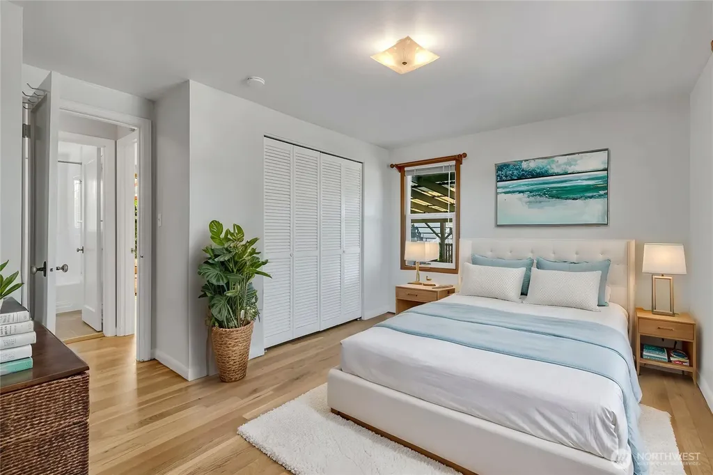 7811 S 112th Street Seattle WA 98178