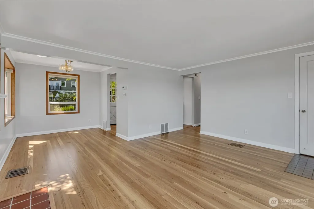 7811 S 112th Street Seattle WA 98178