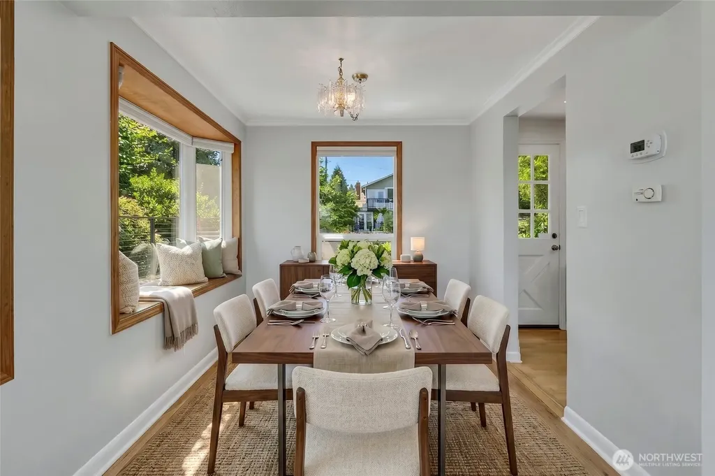 7811 S 112th Street Seattle WA 98178