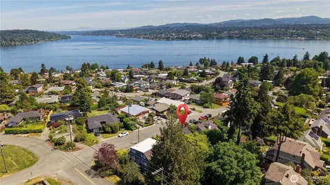 7811 S 112th Street Seattle WA 98178