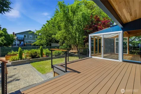 7811 S 112th Street Seattle WA 98178