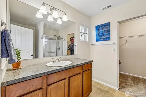 6404 35th Street NE Marysville WA 98270