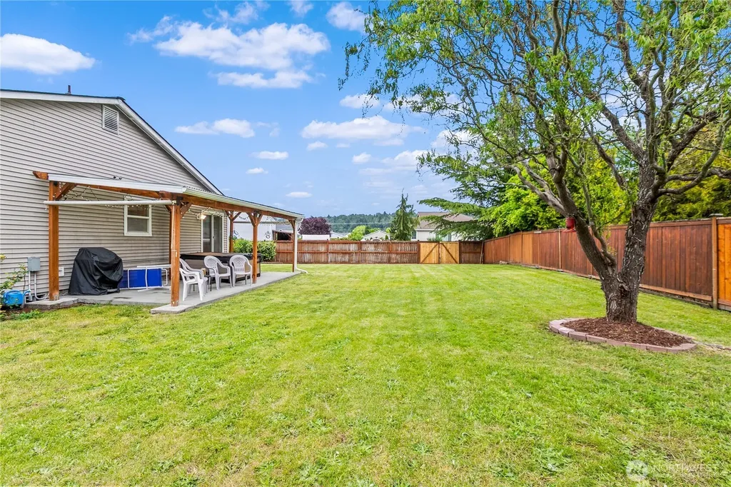 412 Ozzie Street NW Orting WA 98360
