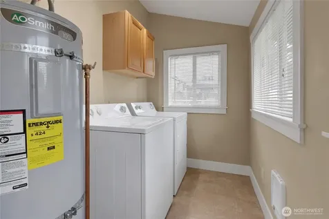 1662 S 47th Street Tacoma WA 98408