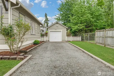 1662 S 47th Street Tacoma WA 98408