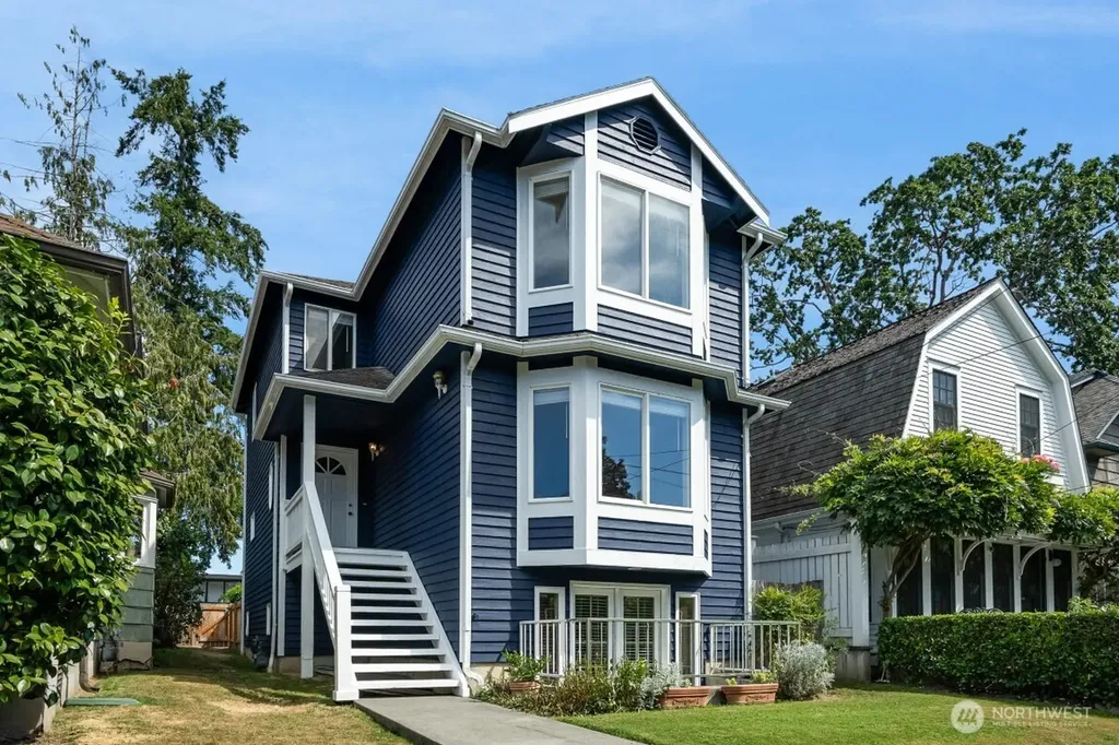 2006 42nd Avenue E Seattle WA 98112