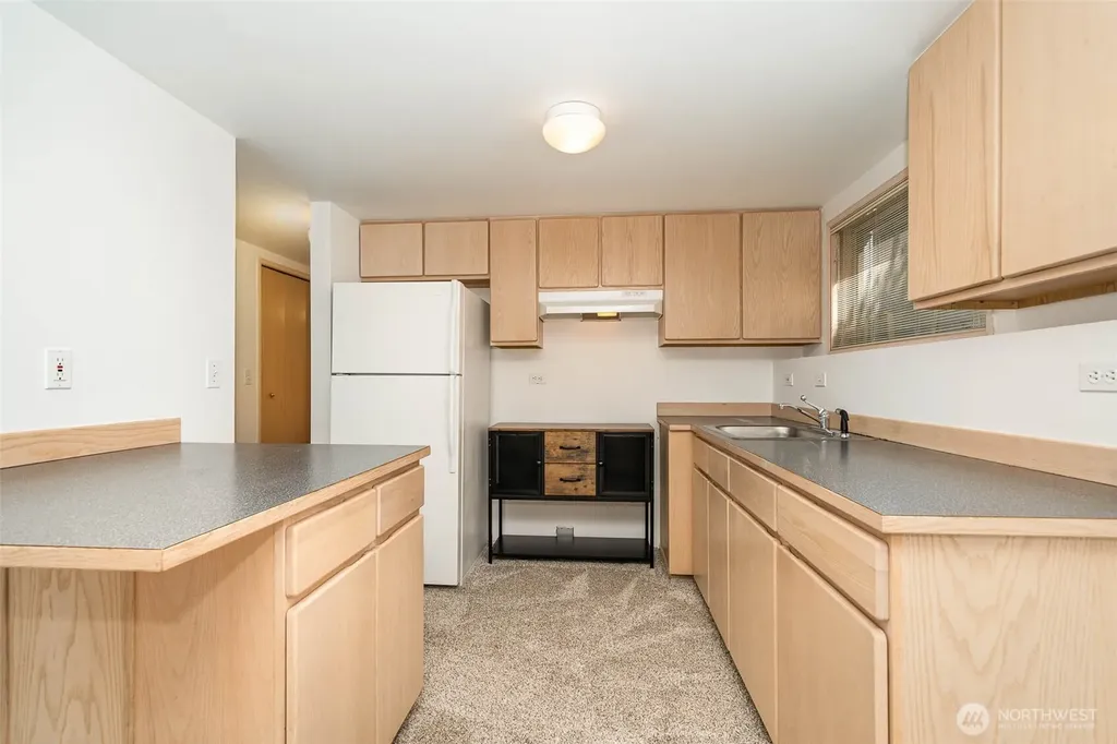 2006 42nd Avenue E Seattle WA 98112