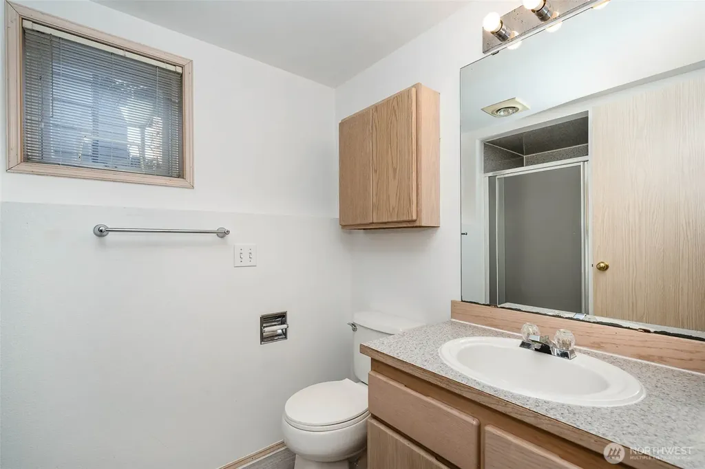 2006 42nd Avenue E Seattle WA 98112