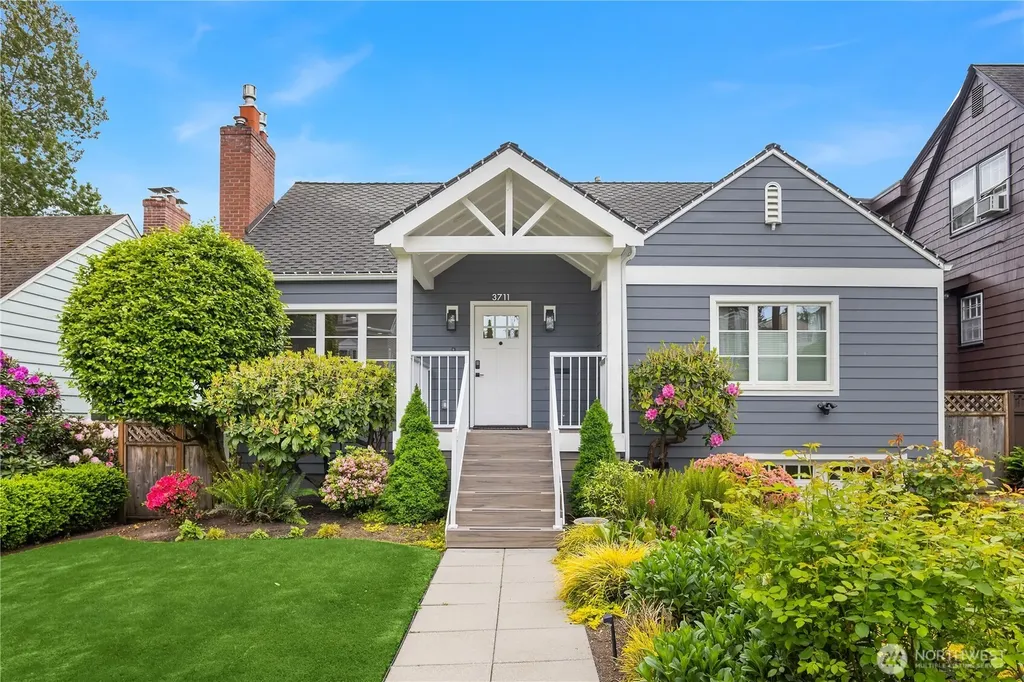 3711 NE 42nd Street Seattle WA 98105