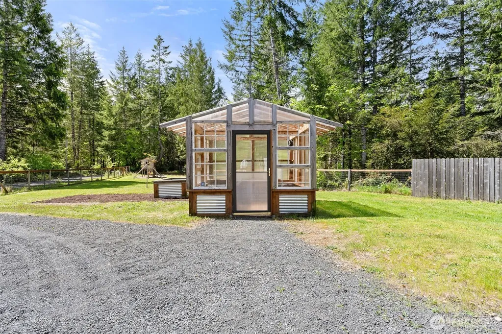 401 E Sunset Ridge Road Union WA 98592