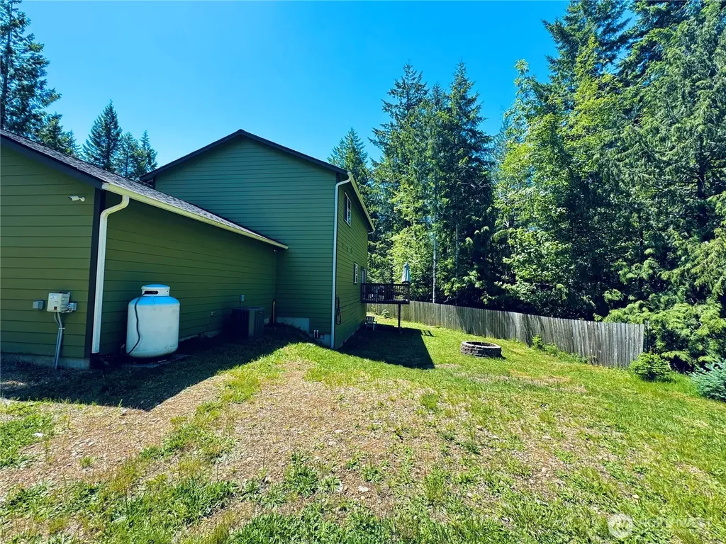 401 E Sunset Ridge Road Union WA 98592