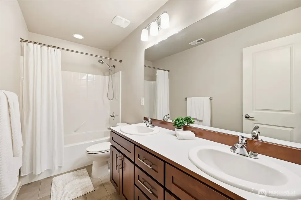 22509 283rd Street Maple Valley WA 98038