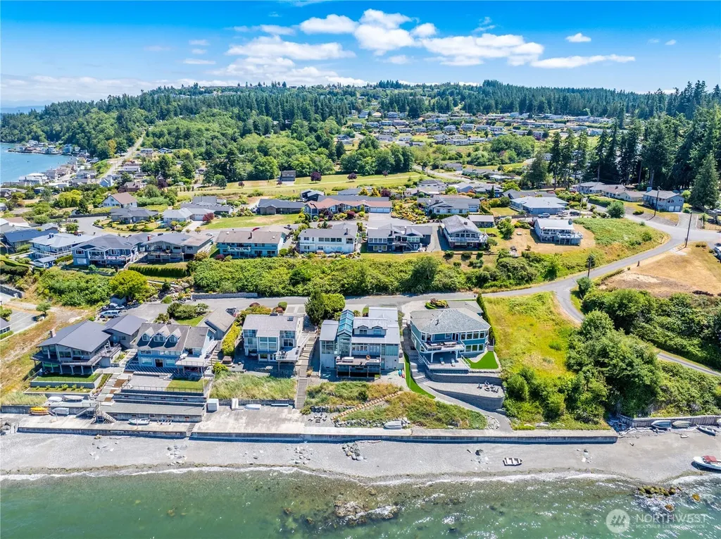 1033 Blackberry Lane Camano Island WA 98282
