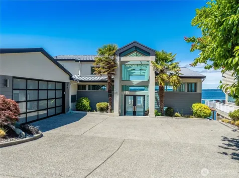 1033 Blackberry Lane Camano Island WA 98282