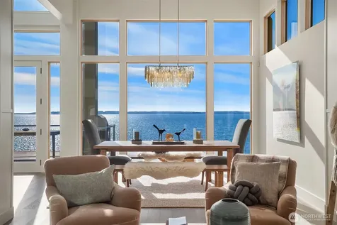 1033 Blackberry Lane Camano Island WA 98282