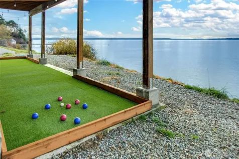 1033 Blackberry Lane Camano Island WA 98282