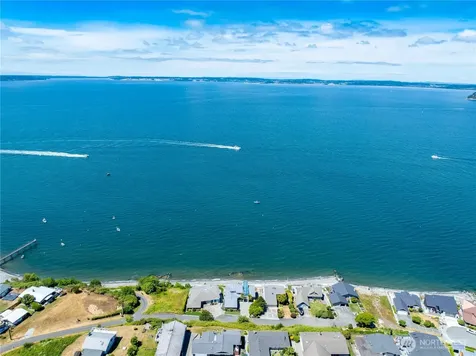 1033 Blackberry Lane Camano Island WA 98282