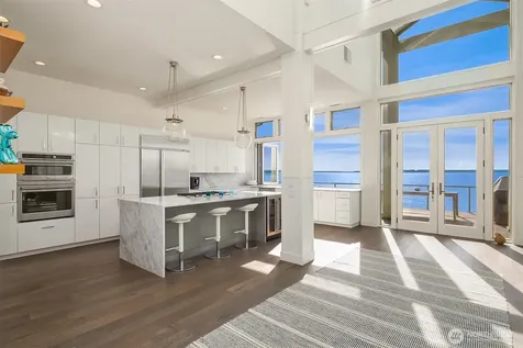 1033 Blackberry Lane Camano Island WA 98282