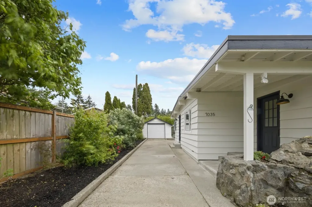 7035 S Prospect Street Tacoma WA 98409